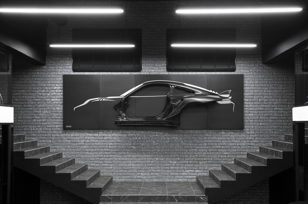  Porsche 992 Stinger GTR Carbon Edition WALL ARTWORK из карбона и титана